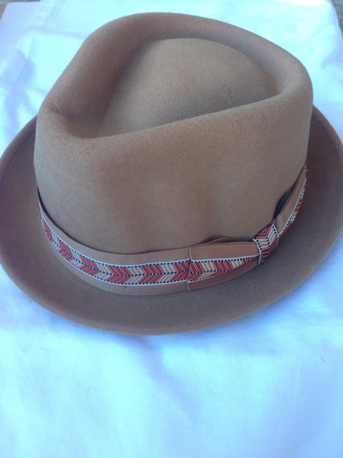 Felt hat brown ribbon