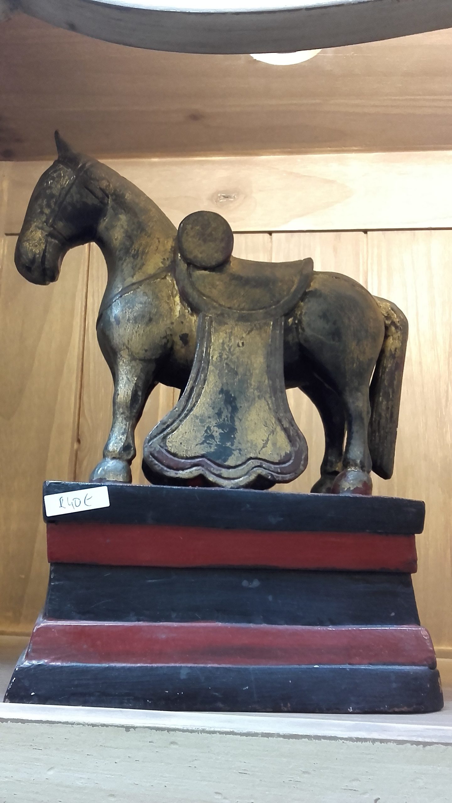 Sculpture cheval avec socle